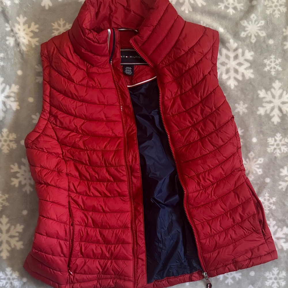 Tommy Hilfiger Women's Quilted Red Vest